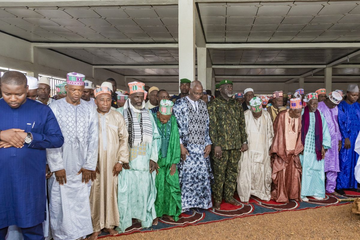 Premier ministre aux obsèques de l’érudit Elhadj Thierno Mamoudou Diallo