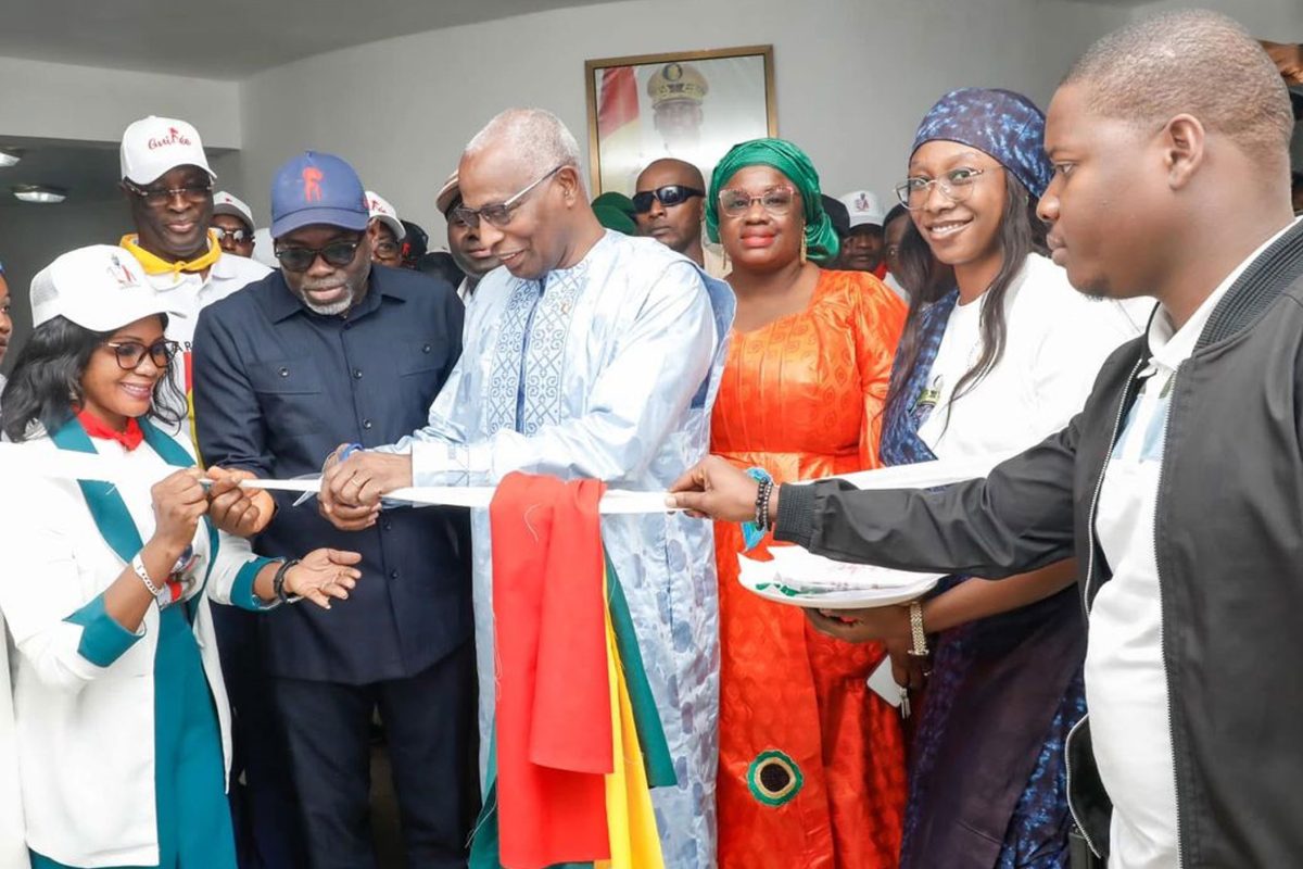 LE PREMIER MINISTRE PRESIDE LA CEREMONIE D’OUVERTURE DE L’AGENCE DES DÉPÔTS DU TRESOR