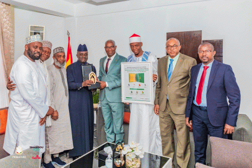 HADJ 2025 : LE PREMIER MINISTRE REÇOIT LE PRIX D’EXCELLENCE DECERNE A LA GUINEE