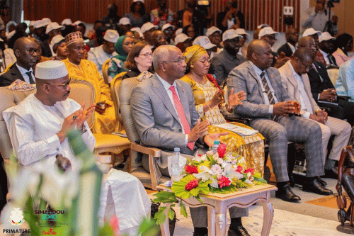 LE PREMIER MINISTRE PRESIDE LE LANCEMENT OFFICIEL DU VACCIN ANTIPALUDIQUE EN GUINEE