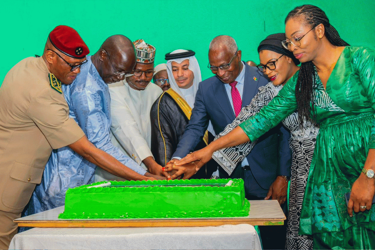 LE PREMIER MINISTRE AMADOU OURY BAH PARTICIPE A LA CELEBRATION DU 95E ANNIVERSAIRE DE LA JOURNEE NATIONALE DU ROYAUME D’ARABIE SAOUDITE.