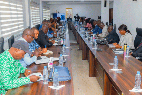 EVALUATION FINALE 2025 : LE MINISTERE DE L’INDUSTRIE ET DES PME MET EN AVANT SES REFORMES ET PERSPECTIVES