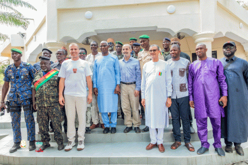 INDUSTRIE PHARMACEUTIQUE : LE PREMIER MINISTRE SALUE DES INVESTISSEMENTS STRUCTURANTS À MANECH ET MORIBAYAH