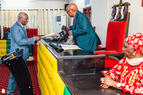 TIPPUDE E SARIYA MAWƊO ON, ARDIIƊO YAAKITORAAƁE ƁEN NAƁII ƁANNGINANNDE MARAL MAKKO NGAL KA ÑAAWITIRDE MAWNDE