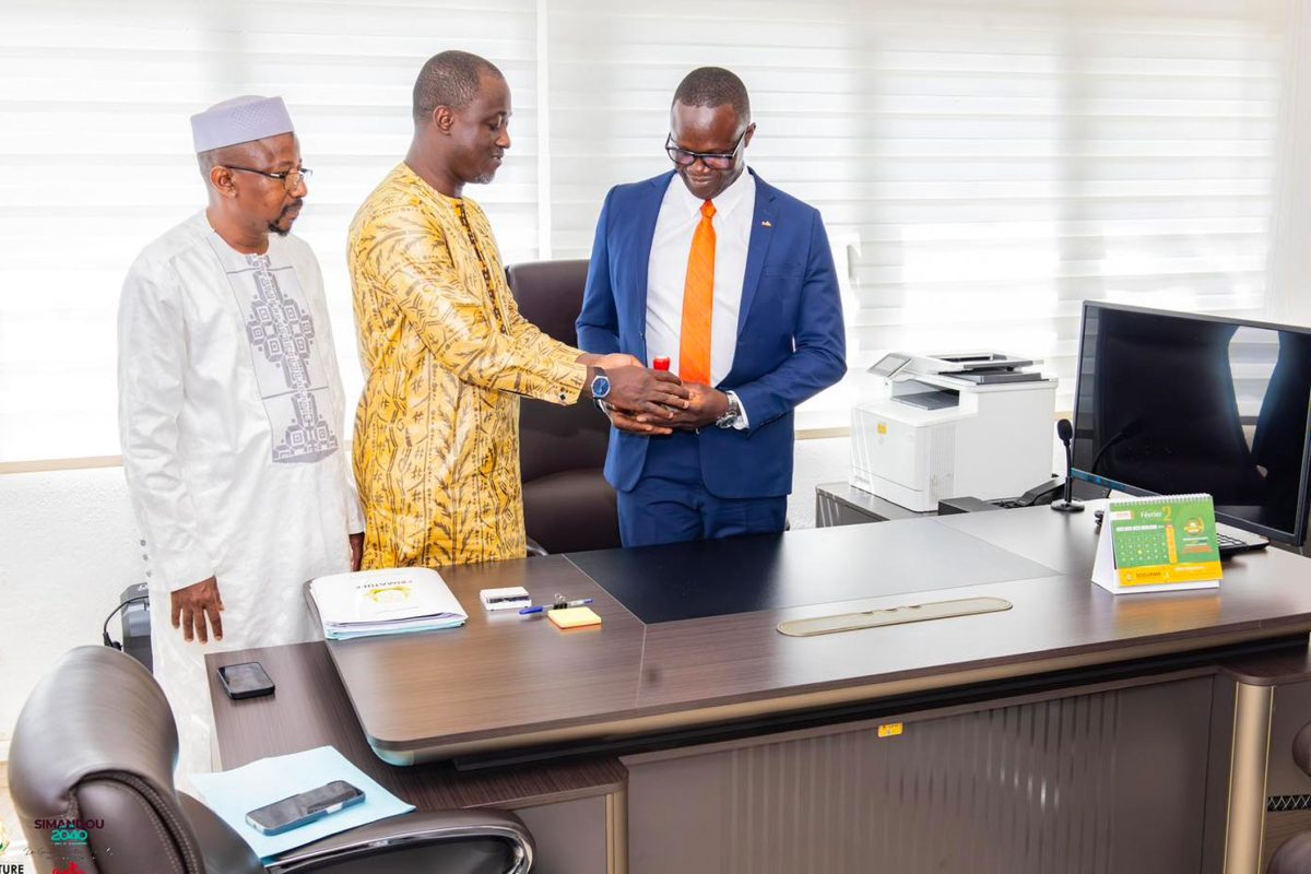 ߞߏߕߌ߯ߝߟߐߘߊ: ߗߋߢߊ߫ ߟߕߊߡߌ߲ ߞߎߓߋߘߐ ߗߋߕߌ߯ ߞߏߕߌ߮ ߘߏ߲߬ߕߊ ߣߌ߫ ߓߕߐ ߕߍ߫