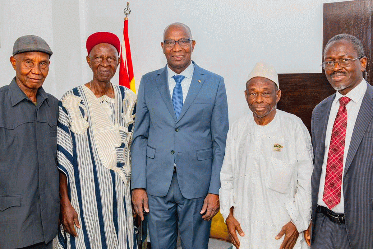 LE PREMIER MINISTRE REÇOIT LE PATRIARCHE DE LOLA